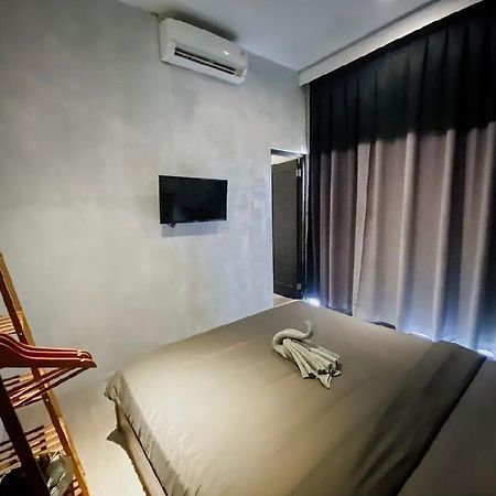 Escotel Krisnantara Чангу Экстерьер фото